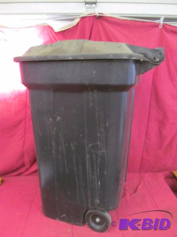 Trash Can