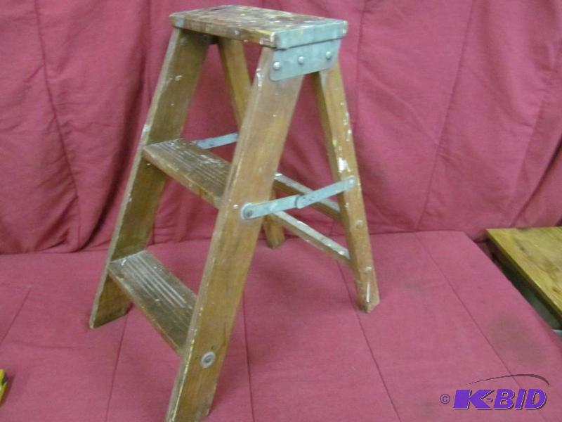 Step Ladder