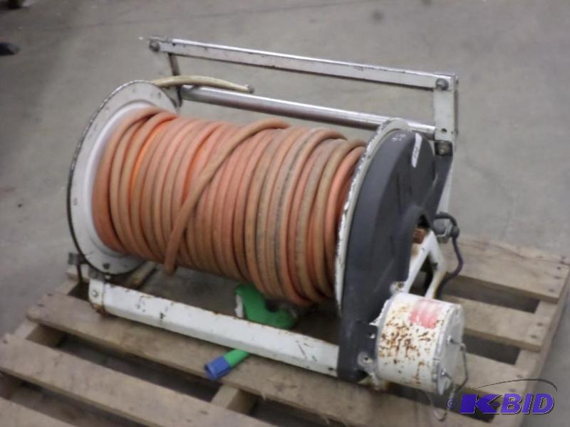 lot 14 image: 12Volt Commercial Powered Hose Reel With Fert...