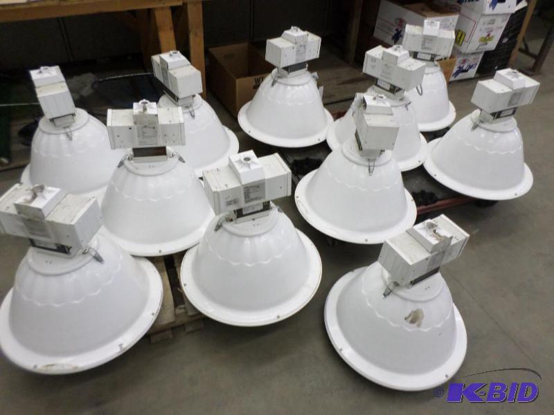 lot 23 image: (11) Cooper Commercial Variable Voltage Overh...