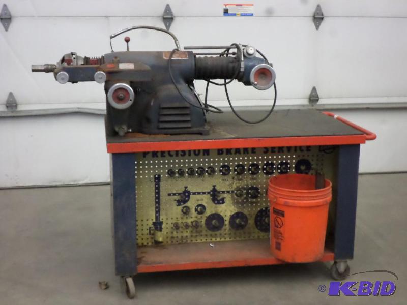 lot 25 image: Commercial Ammco Model-3000 Safe-Turn Brake L...