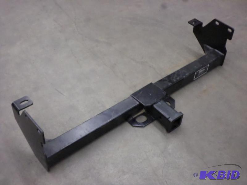lot 26 image: Unused Putnam Class-3 Reciever Hitch...