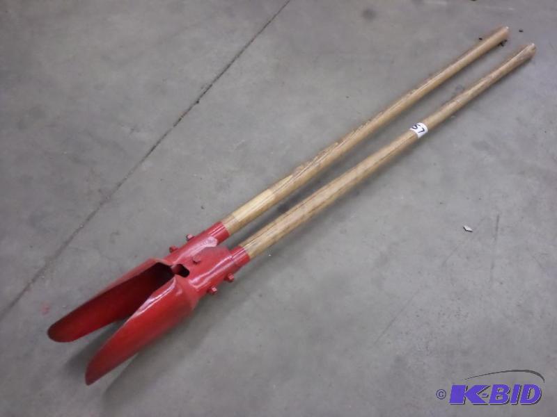 lot 57 image: (1) Post Hole Digger...