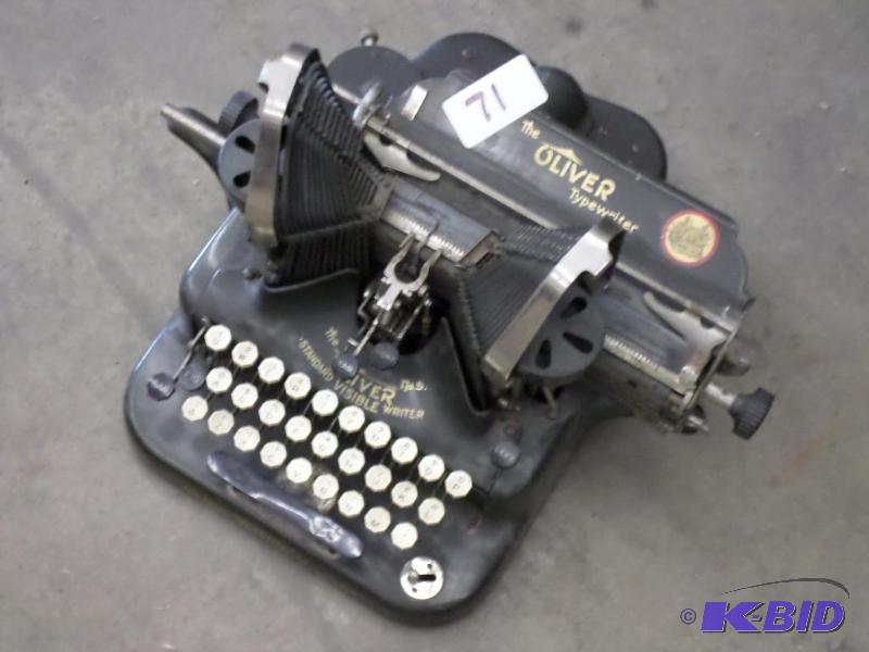 lot 71 image: Vintage 1909 &quotThe Oliver" No.5 Stan...