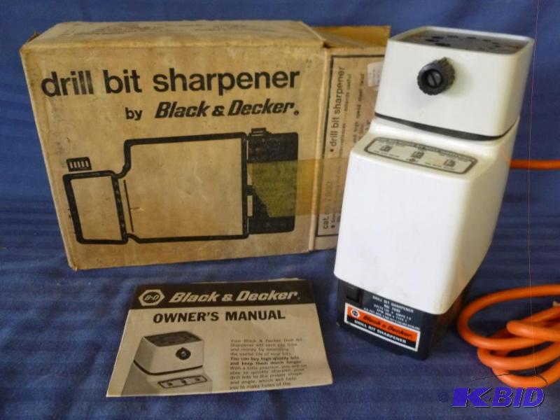 lot 129 image: Black & Decker drill bit sharpener model ...