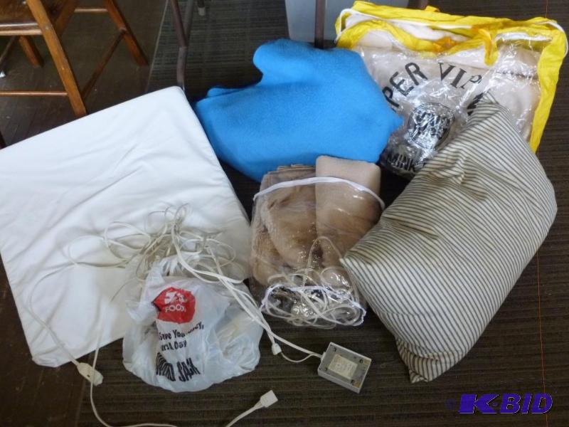 lot 148 image: Lot of electric blankets, extra blanket power...