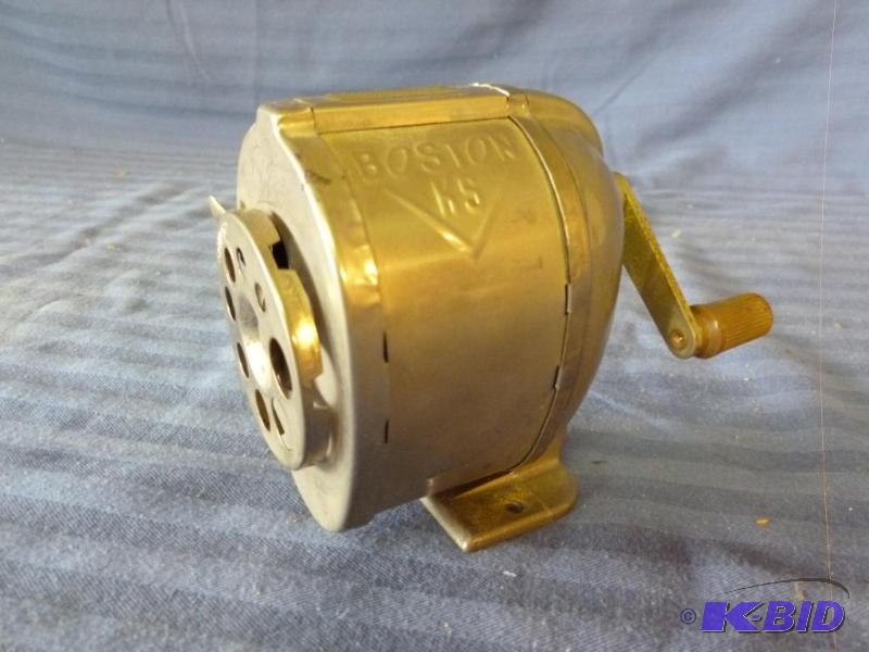 lot 158 image: Vintage Boston KS metal wall pencil sharpener...