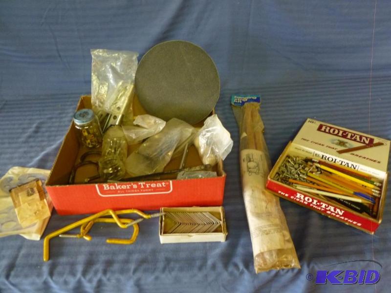 lot 162 image: Lot of handyman items. ...