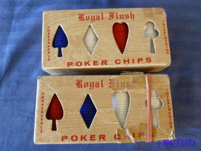 lot 36 image: Lot of two vintage Royal Flush poker chip set...
