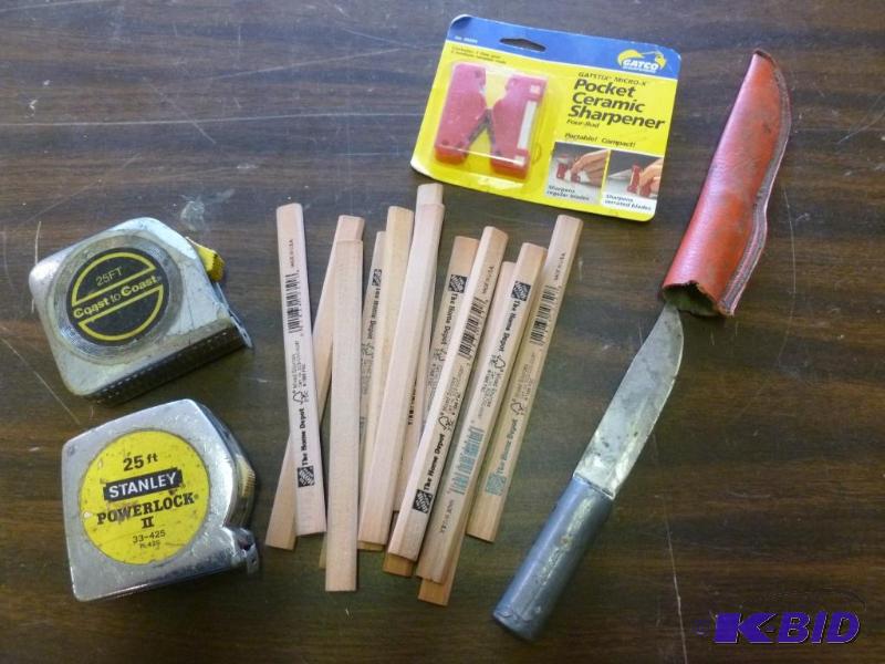lot 60 image: Lot of two tape measures, several new wooden ...
