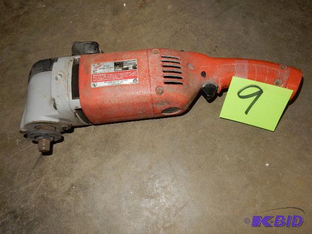 Milwaukee 7 in Dial Speed Control Polisher