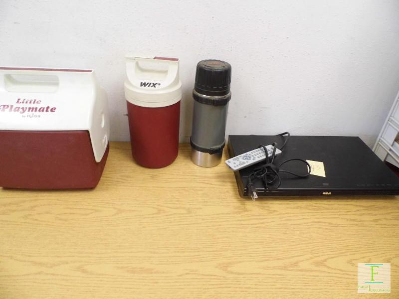 lot 43 image: DVDCD Player