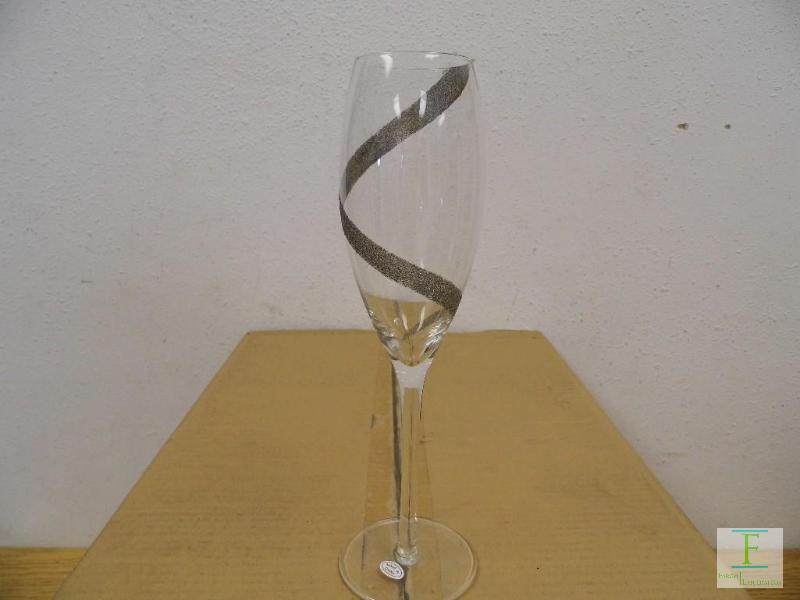 lot 51 image: New Case of 24 Champagne Flutes