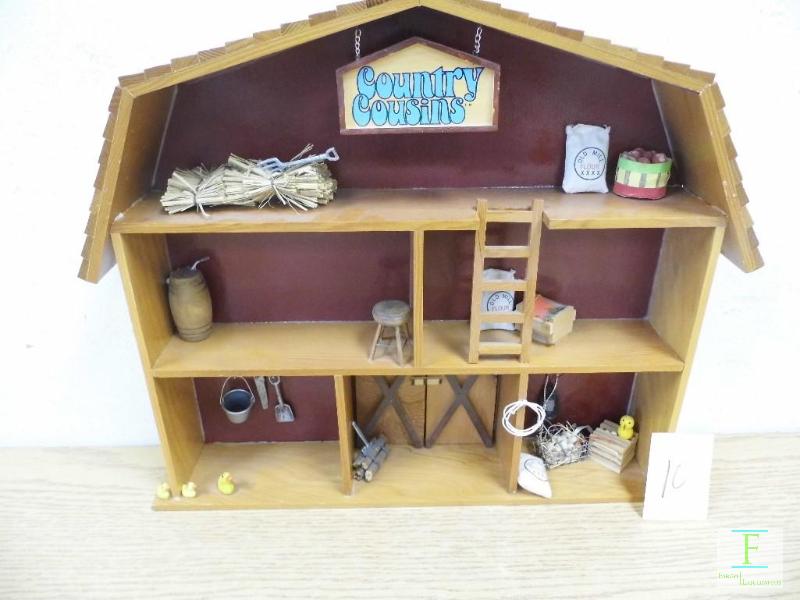 Country Cousins Barn Display