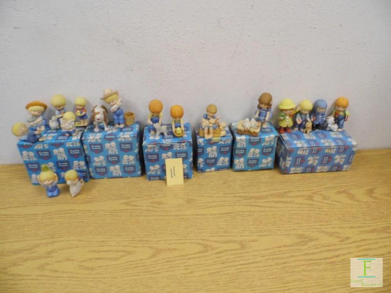 Country Cousins Figures