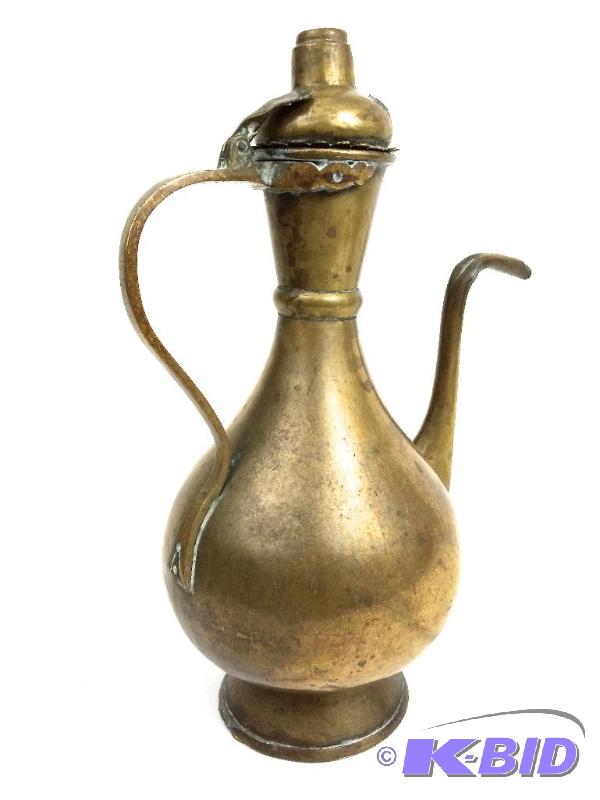 lot 17 image: Antique Rustic Turkish Copper Tea Pot with Rare Jointing