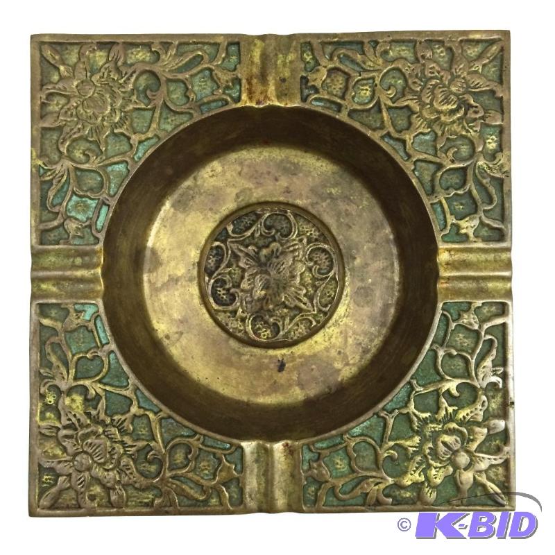 lot 21 image: vintage brass collectable penny plate or keys plate