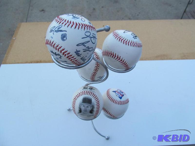 Multiple collectable baseballs