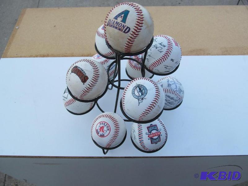 Variuos,collectable baseballs