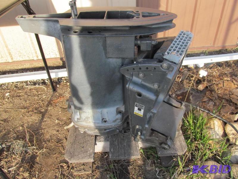 Mariner lower unit