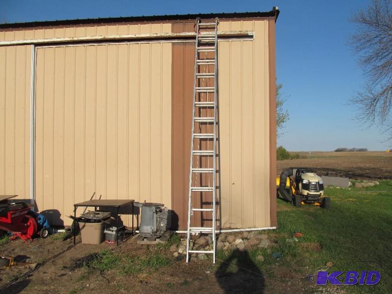 28 Aluminum latter