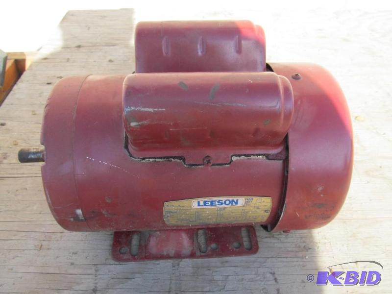 Leeson motorSnow blower engine