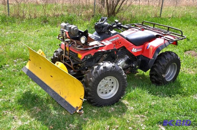 Honda Fourtrax 350 model 1986 with snow blade... | Whiteford GOLD ...