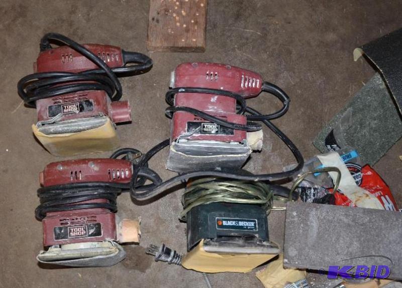 lot 115 image: Four palm sanders - 1 Black & Decker sand...