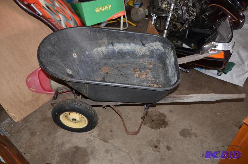 lot 165 image: Wheel barrow...