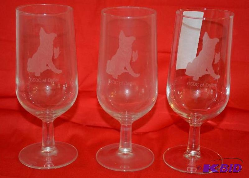 lot 179 image: Dog etched goblets & plates - 2 plates &a...