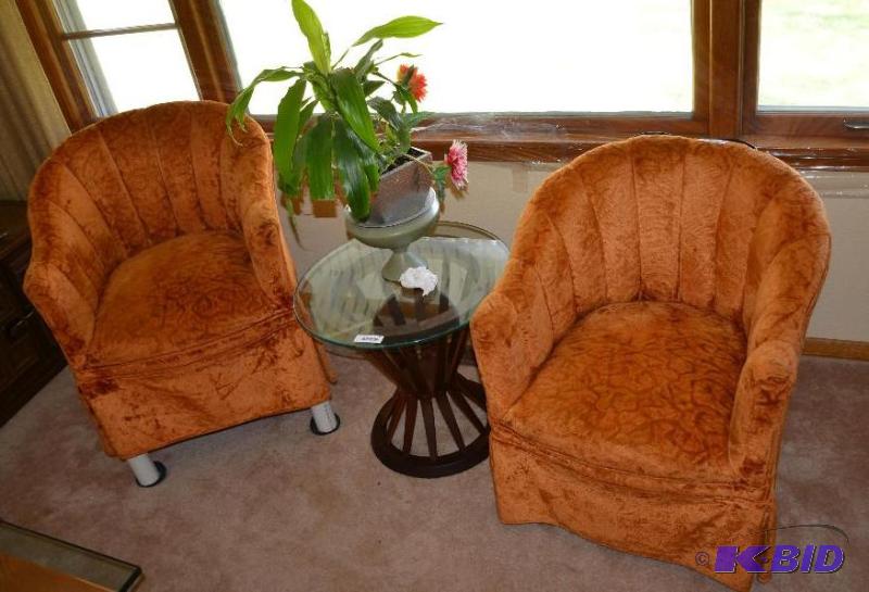 lot 184 image: Two orange retro upholstered chairs matching ...