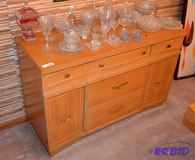 lot 188 image: Retro wood buffet 19x33" x48"...