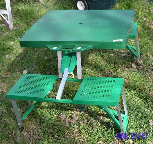 lot 223 image: Green Folding picnic table 36" long...
