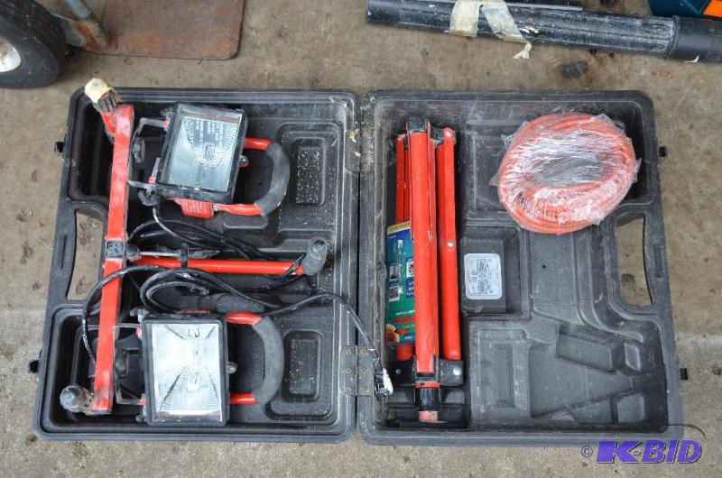 lot 241 image: work lights with stand in carrying case...