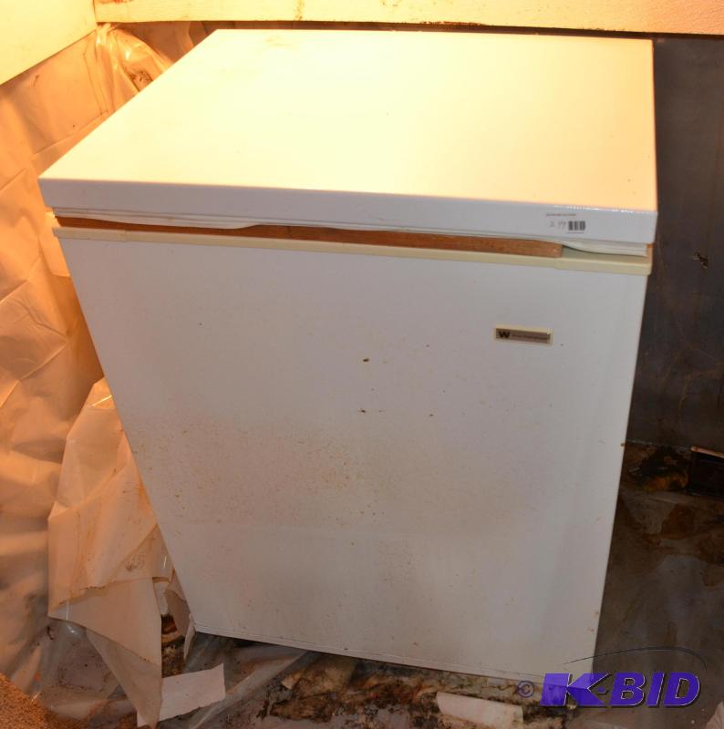 lot 249 image: White-Westinghouse freezer 33x36" Locate...