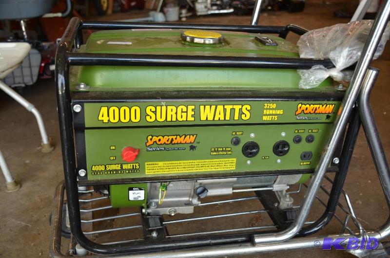 lot 25 image: Sportsman 4000 Surge Watt generator. 3250 run...