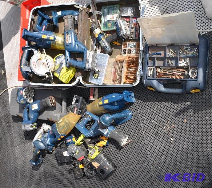lot 255 image: Ryobi cordless tools - large lot of tools and...