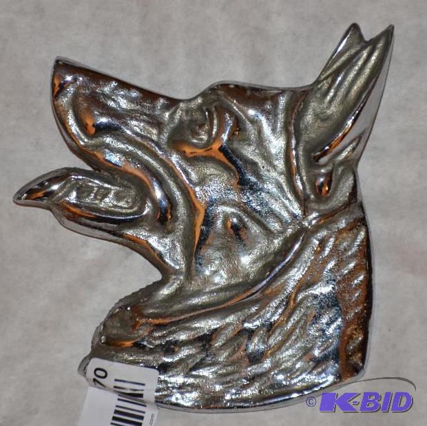 lot 70 image: German shepherd dog head for automobile 8x8&q...