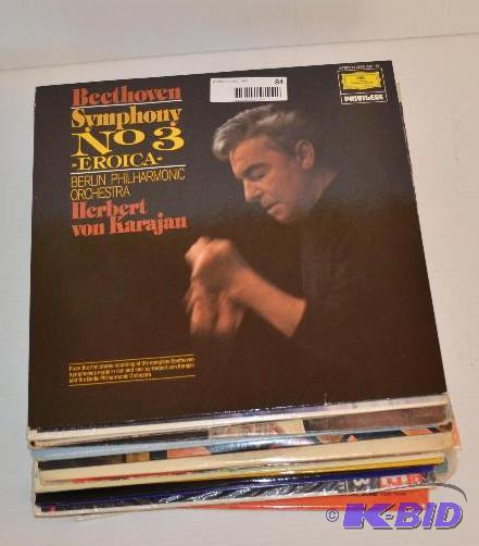 lot 84 image: approx 20 records, Frank Sinatra, Barbra Stre...