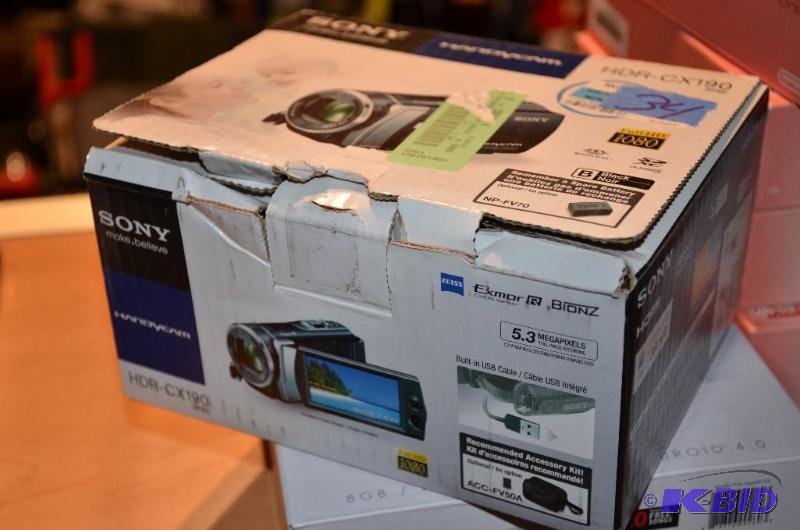 lot 34 image: Sony HDR-CX190 High Definition Handycam 5.3 M...