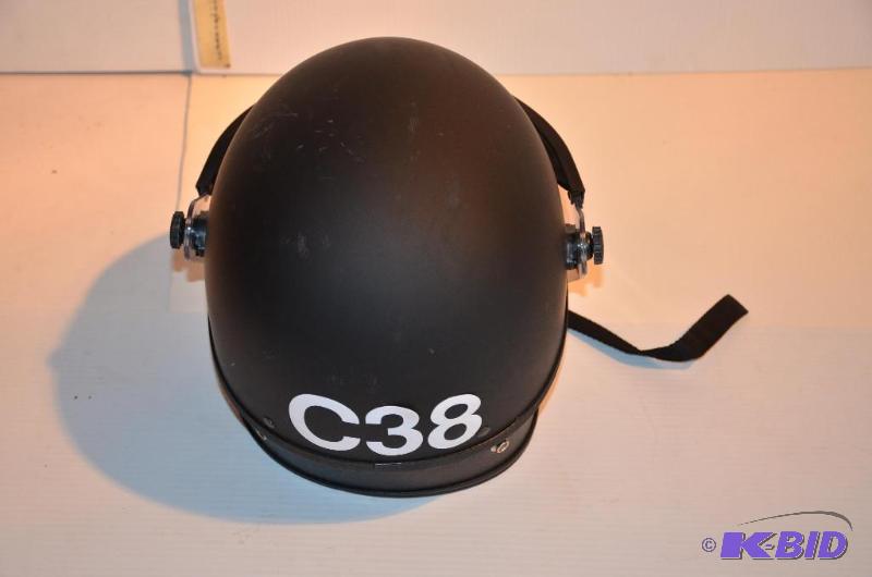 lot 60 image: TR-1 Riot helmet with face shield...
