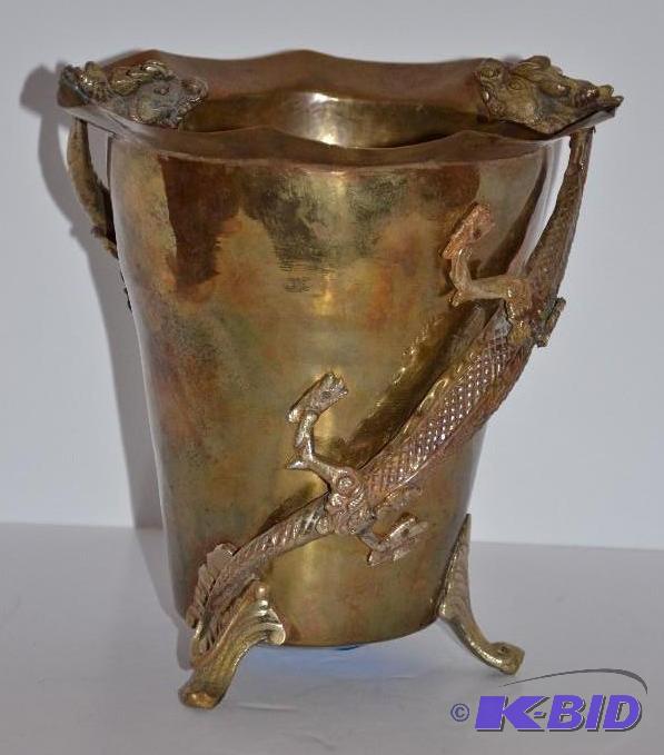 lot 76 image: Vintage dragon metal bucket 6x8"...