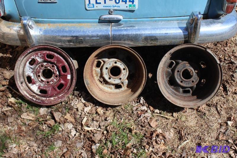 Vintage 5 Bolt Chevy Wheels&nbsp...