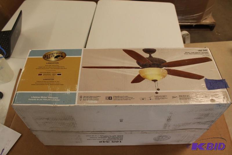 Hampton Bay 60 ceiling fan, seems complete, customer return