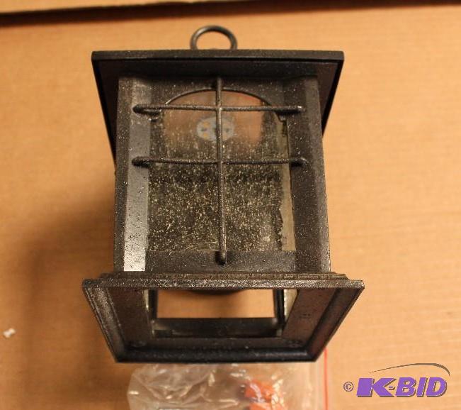 Home LED lantern, seems complete, customer return