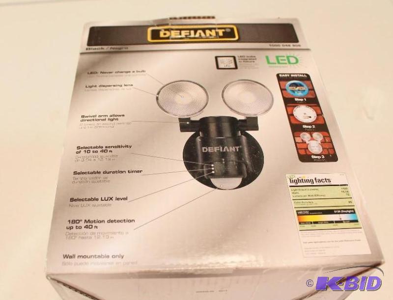 Defient Motion light, damaged, customer return