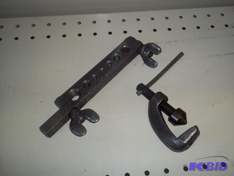 Flaring tool...