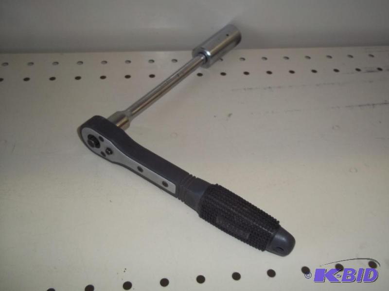 Ratchet, extension and socket 38&quot...