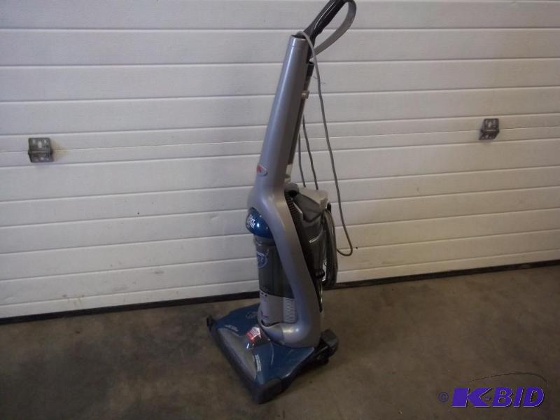 Dirt Devil 12 amp Vacuum...