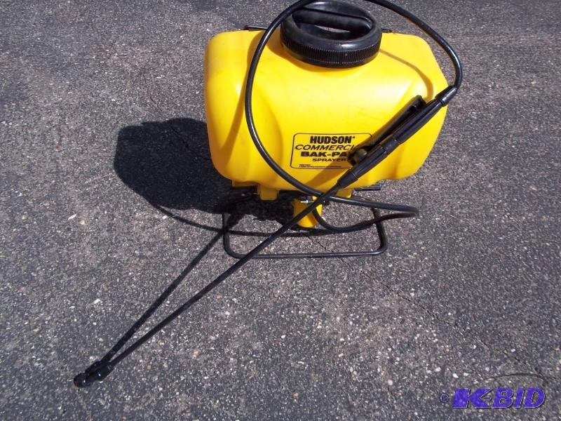Hudson 4 Gallon commercial Bak Pak Sprayer, c...